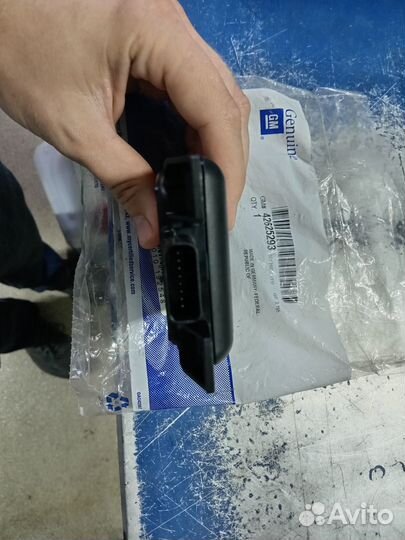 Блок управления парктроником Cadillac Escalade