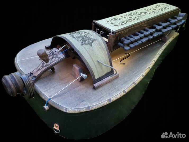 Колёсная лира 