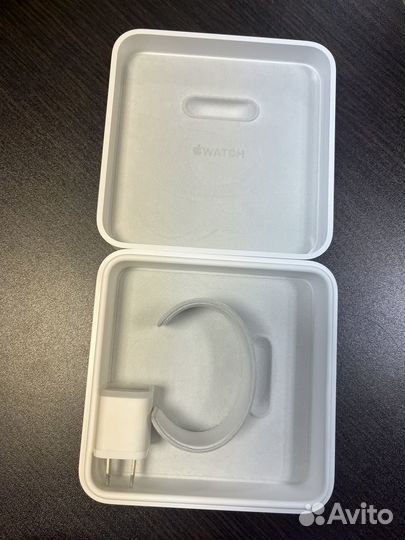 Коробки от техники Apple