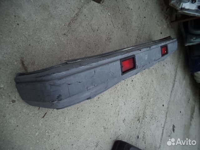 Бампер задний Ниссан Блюбирд