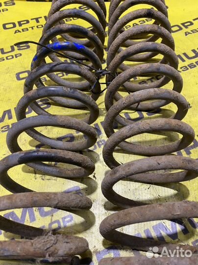Задние пружины Audi 80 B3