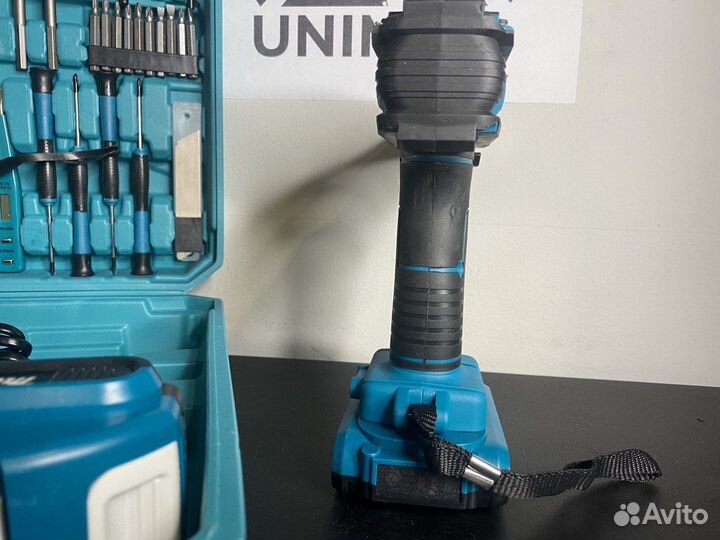 Шуруповёрт Makita 18v ударный