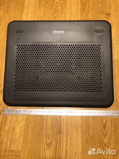 Подставка с охлаждением для ноутбука