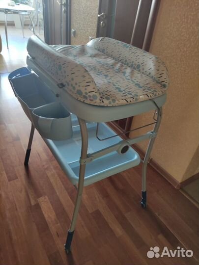 Пеленальный стол Chicco Cuddle&Bubble цвет белый