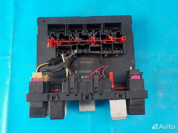 Блок управления бортовой сети volkswagen Passat B6