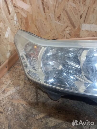 Фара Правая Ситроен С4 2006 год