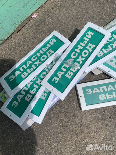 Табло выхода и датчиков пожарной сигнализации