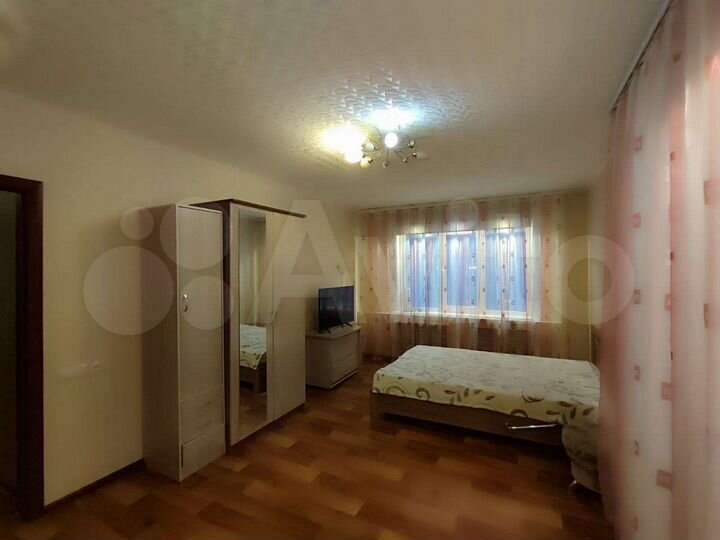 2-к. квартира, 52 м², 6/9 эт.