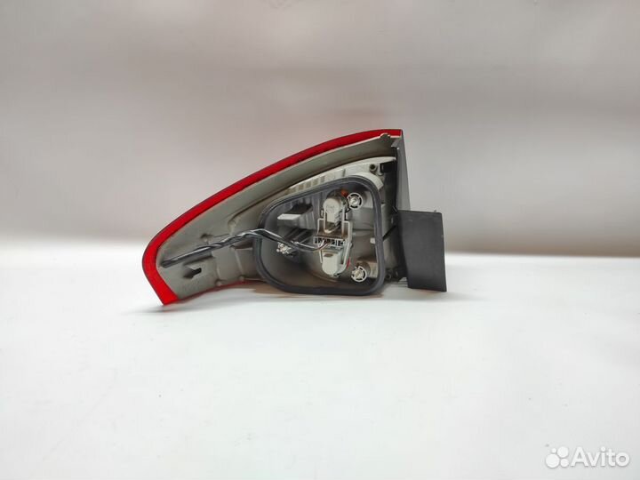 Фонарь задний наружный правый Ford Mondeo 4 2007-2