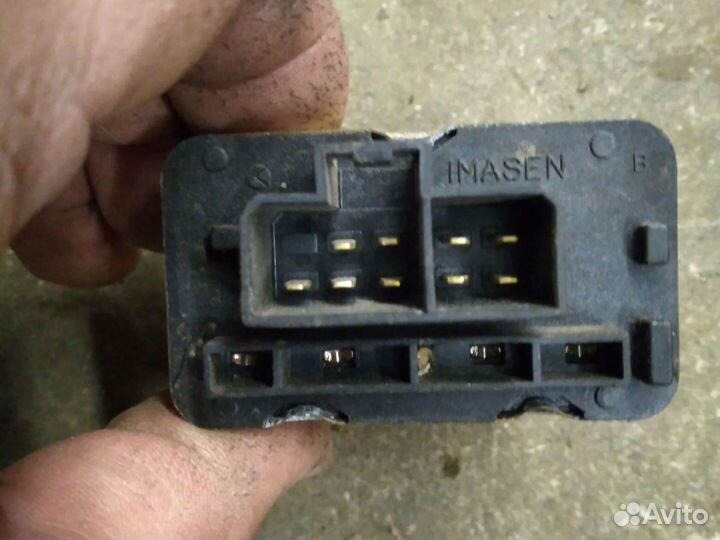 Mitsubishi Pajero 6g72 реле бензонасоса