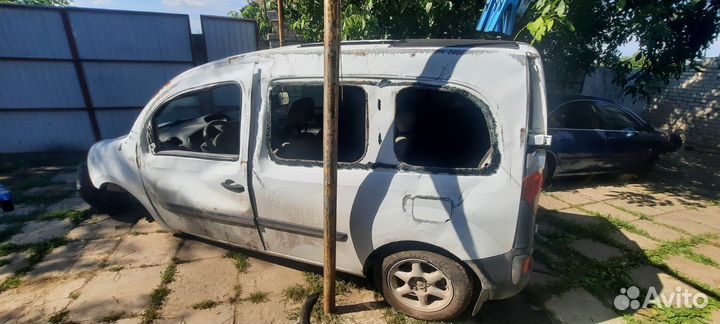 Запчасти рено меган 3