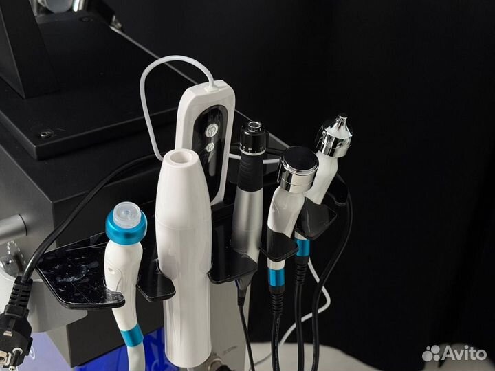 Аппарат для вакуумного гидропилинга и чистки