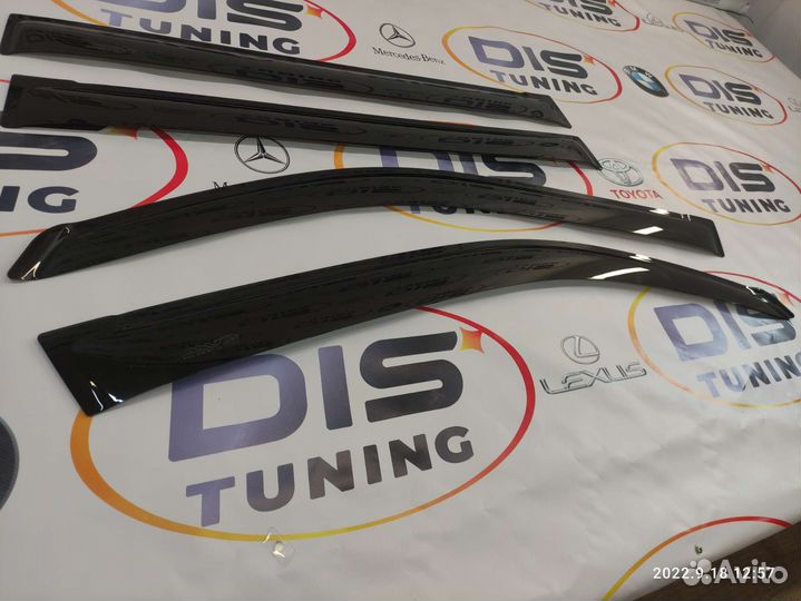 Ветровики на land cruiser 200