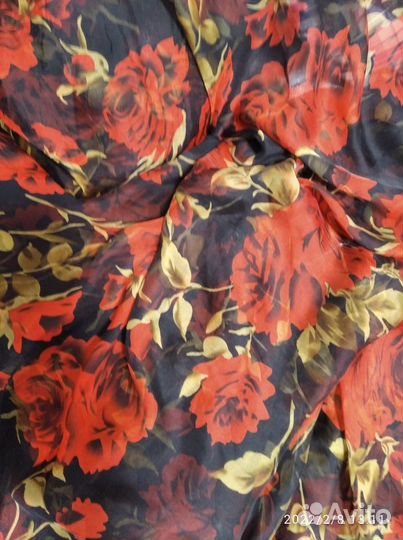 100 шелк (Китай). Ширина 140 см. Длина 370 с