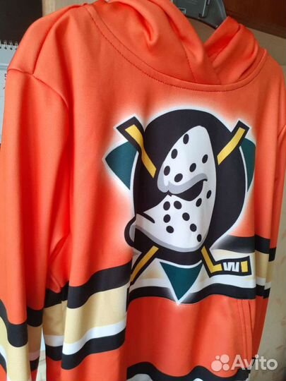 Новый свитшот 134 р