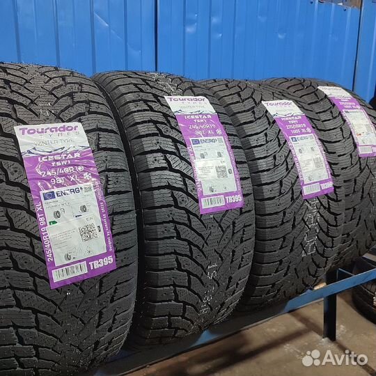 Tourador Ice Star TSW1 245/40 R19 и 275/35 R19