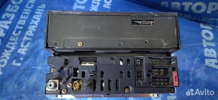 Штатная магнитола Audi A4B6 седан 2003