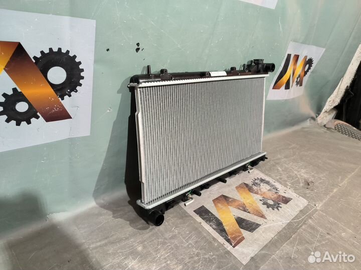 Субару Форестер 2.0 2005- Радиатор основной 30612