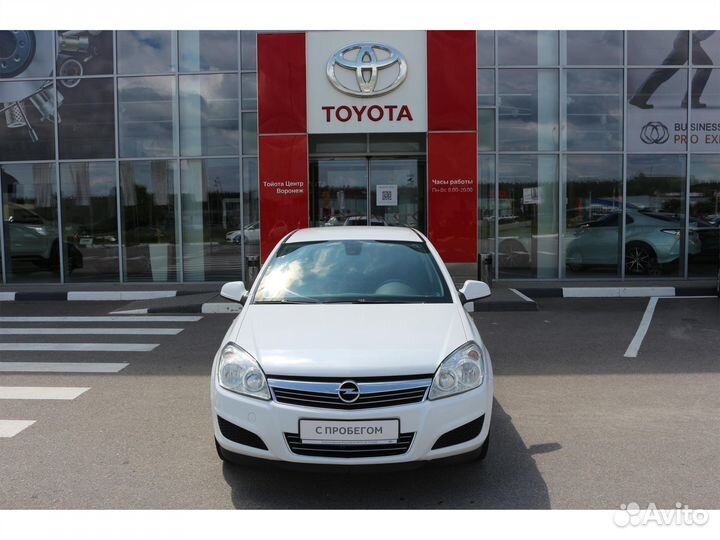 Opel Astra 1.6 МТ, 2014, 140 466 км