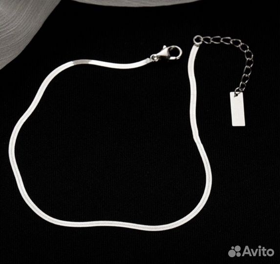 Браслет на ногу