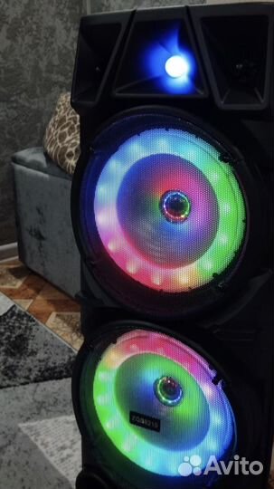 Мощная Bluetooth колонка 8210