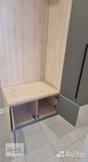 Гардеробные системы и вешалки