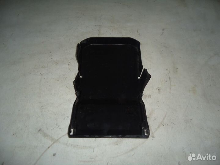 Крышка аккумулятора Форд Фокус 2 1,8 Ford Focus 2