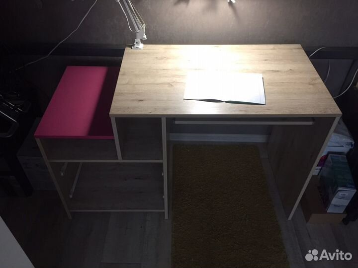 Стол письменный Скаут Дуб/фуксия