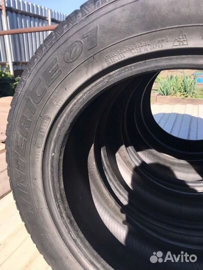 Dunlop SP Winter Ice 01 205/55 R16 94T