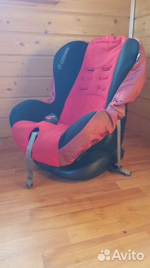 Детское автомобильное кресло