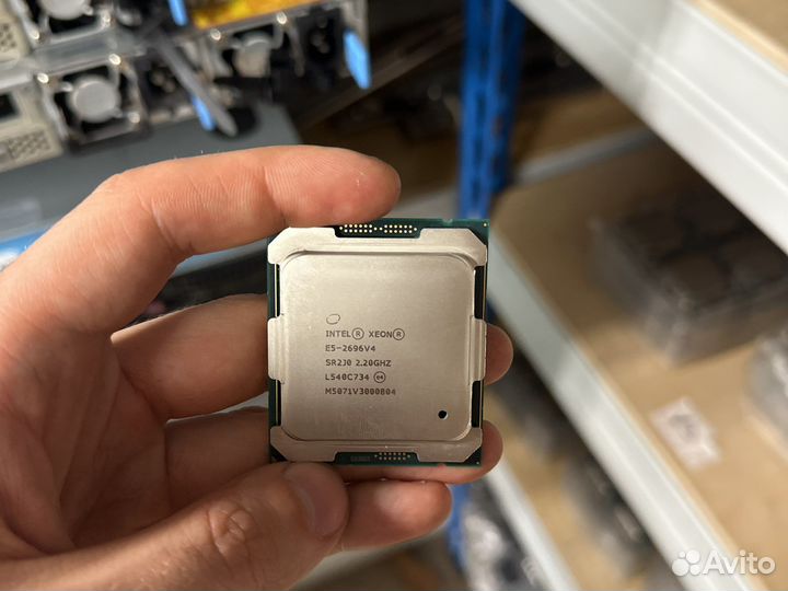 Процессор E5 2696v4 (22 ядра, 44 потока)