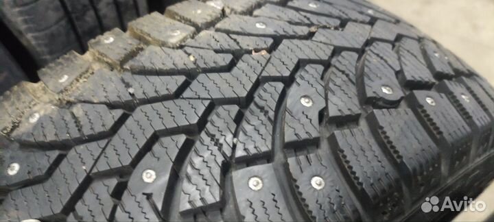 Pirelli Formula Ice 215/60 R17 91T