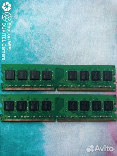 Модули памяти Kingston 1GB DDR2