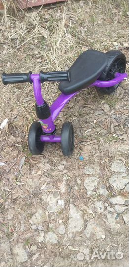 Беговел для малышей от 2 лет