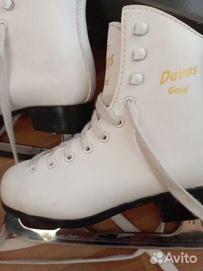 Коньки фигурные Graf Davos Gold 30 размер