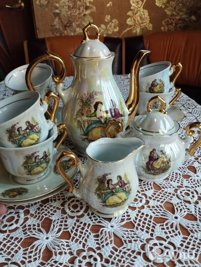 Сервиз Мадонна Югославия