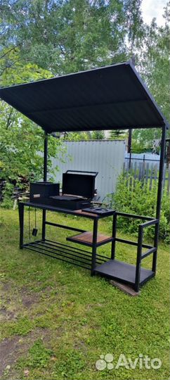 Мангал с крышей