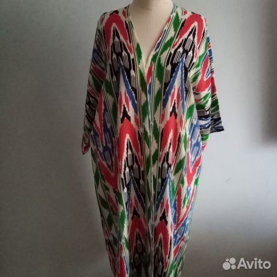 Узбекский шелковый халат из иката. Бохо кафтан