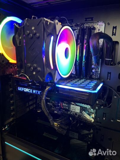 Материнская плата X570