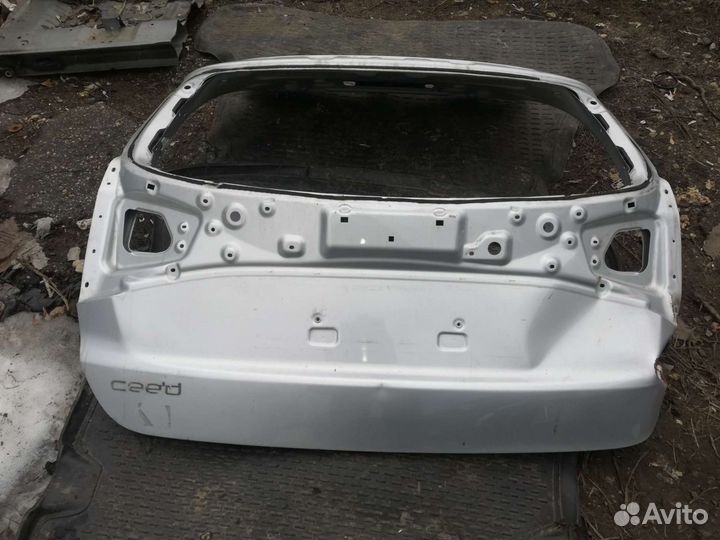 Крышка багажника Киа Сид JD2