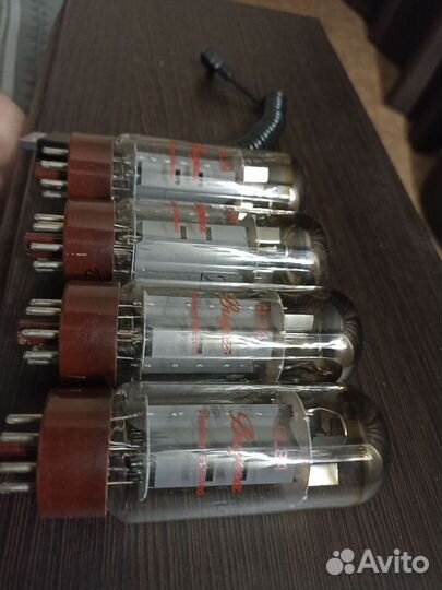 Лампа в усилитель EL34 bugera