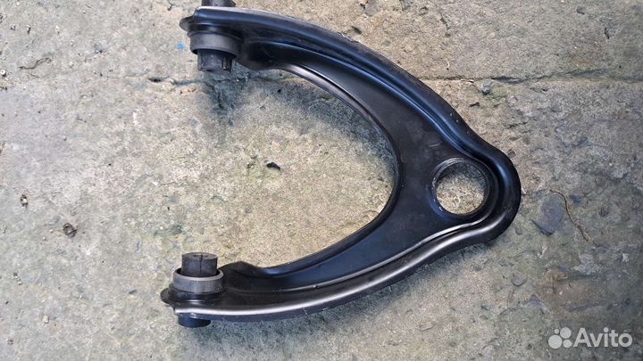 Рычаг передний левый верхний chrysler sebring