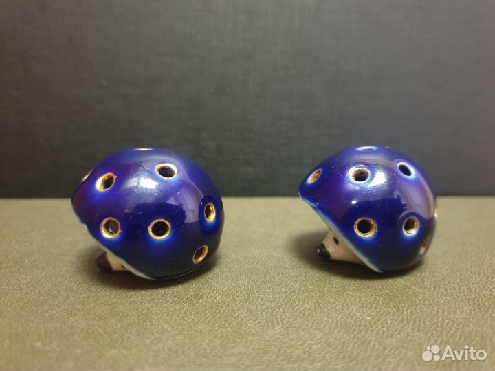 Фарфоровая игольница Ёжик кобальт СССР