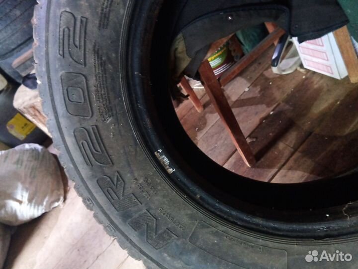 Резина 235 75 17.5 бу