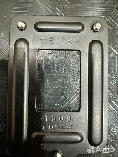 Материнская плата