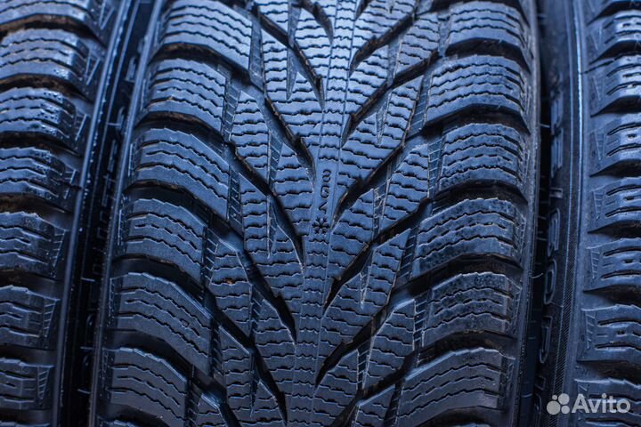 Nokian Tyres Hakkapeliitta R3 195/60 R16 89R