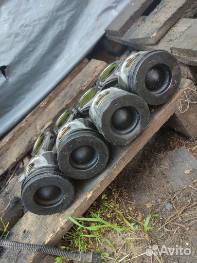 Поршень и шатун d4ea