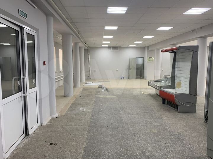 Сдам торговое помещение, 315 м²