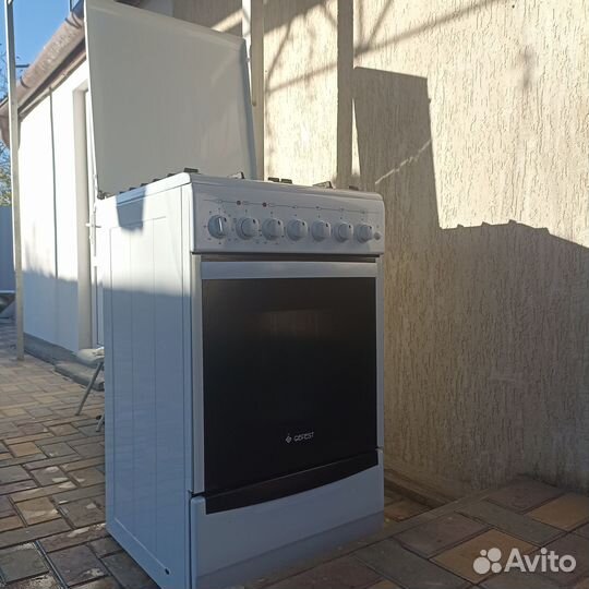 Газовая плита с электрической духовкой Гефест