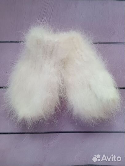 Набор пуховые носки и варежки для новорожденного